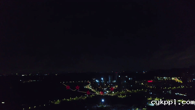 视觉盛宴！深圳5200架无人机点亮夜空