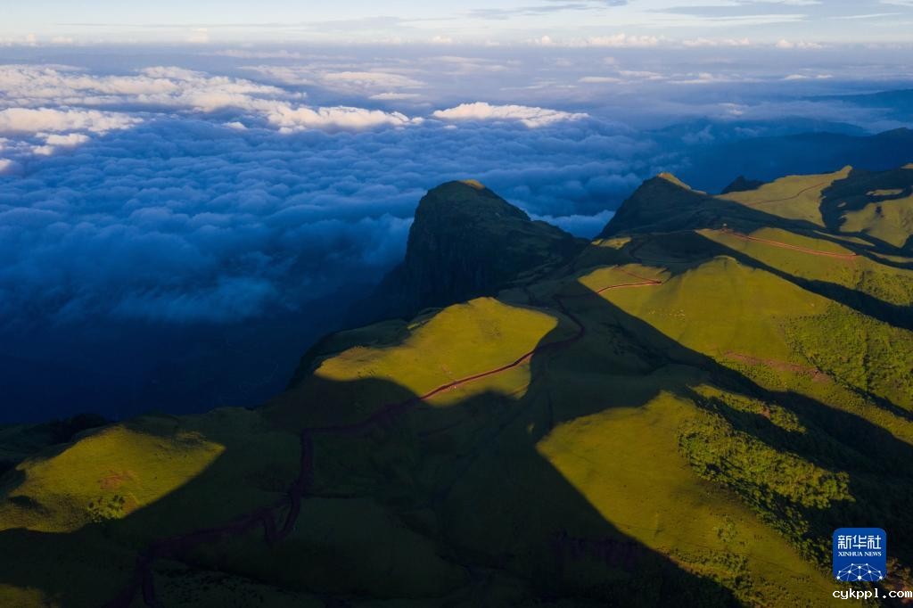 云蒸霞蔚龙头山