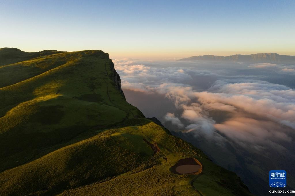 云蒸霞蔚龙头山