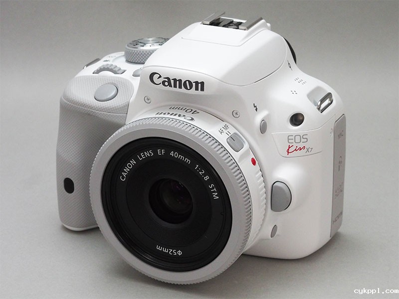 白色版佳能EOS 100D真机图赏