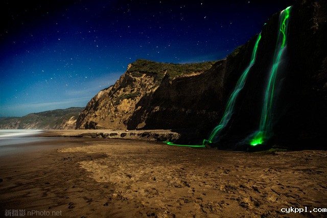 流光溢彩的长时间曝光摄影作品