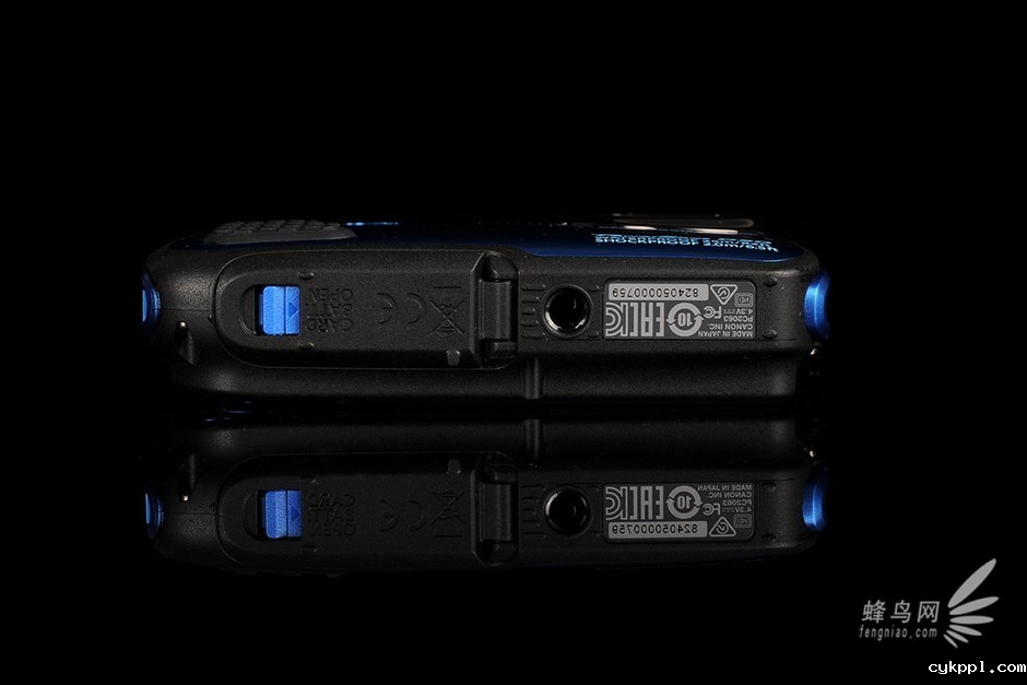 驴友必备三防机 佳能PowerShot D30图赏