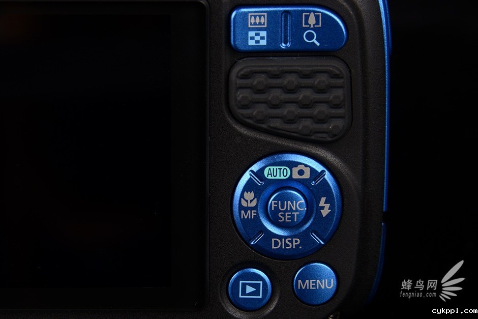 驴友必备三防机 佳能PowerShot D30图赏