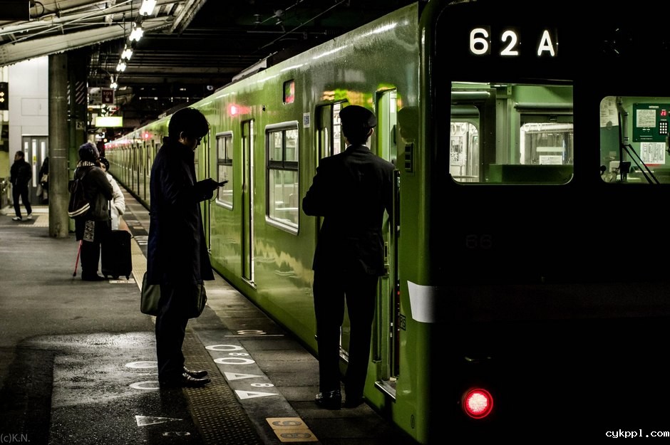 一路风光不遗漏 乘火车遇见未知的自己