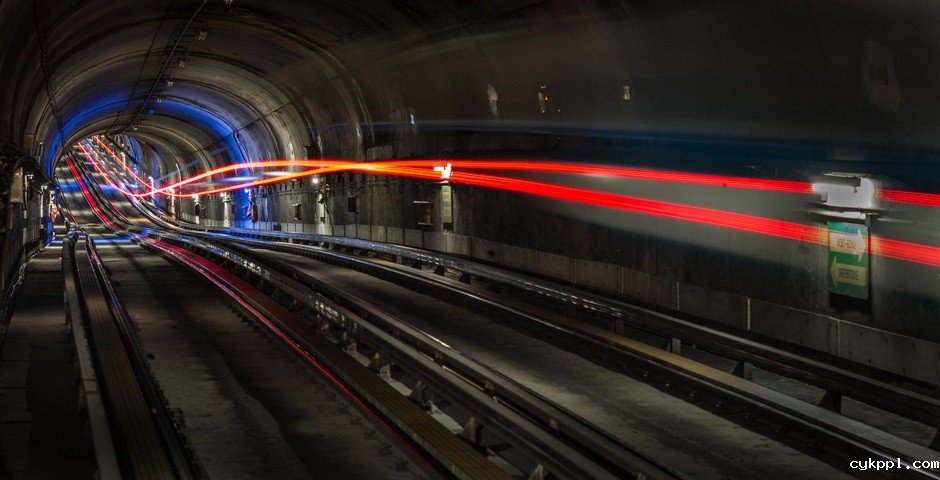 一路风光不遗漏 乘火车遇见未知的自己