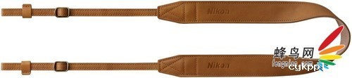 亮骚复古新产品 尼康发布Df专用新肩带