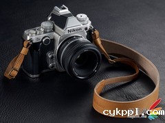 亮骚复古新产品 尼康发布Df专用新肩带