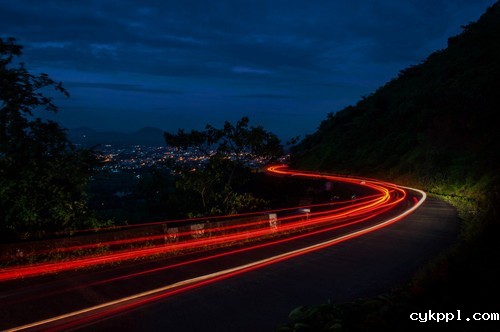 5个小技巧 随心所欲教你拍出漂亮光轨