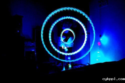 5个小技巧 随心所欲教你拍出漂亮光轨