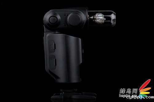 GN80裸管J灯 神牛AD360闪光灯详细评测