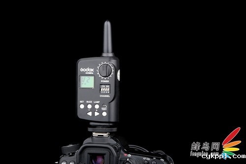 GN80裸管J灯 神牛AD360闪光灯详细评测