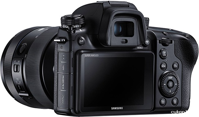 三星发布旗舰4K无反相机NX1