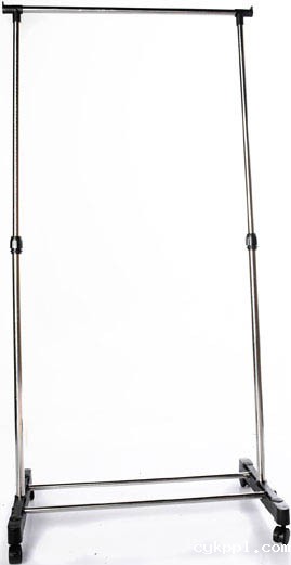 『摄影DIY』晾衣架+白色布料=大型柔光箱