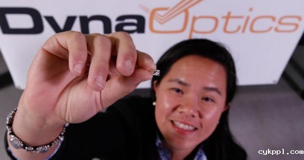 DynaOptics超薄6mm镜片实现3倍光学变焦