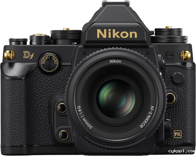尼康推出黑金限量版Df套装