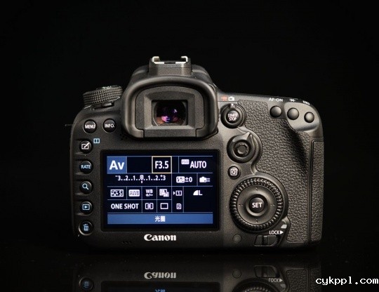 全方位的进化 佳能EOS 7D Mark II测评