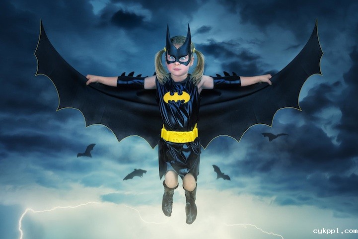 逗比父亲为孩子拍摄的梦幻场景