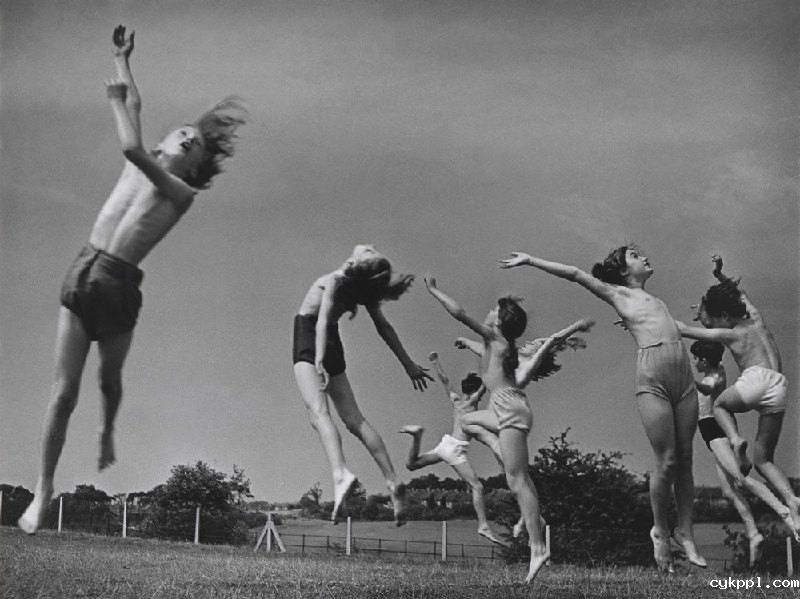 戏剧性的街头摄影