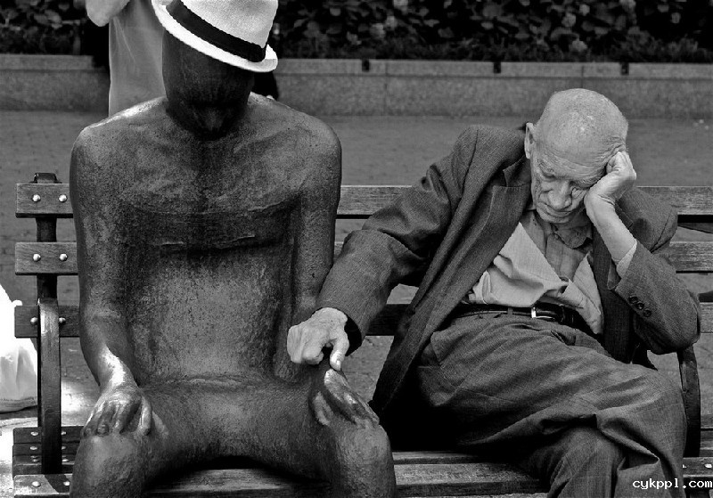 戏剧性的街头摄影