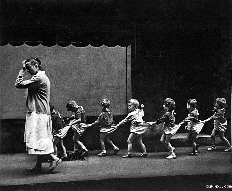 戏剧性的街头摄影