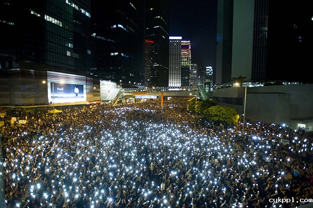 『纪实摄影』手机屏幕改变的世界