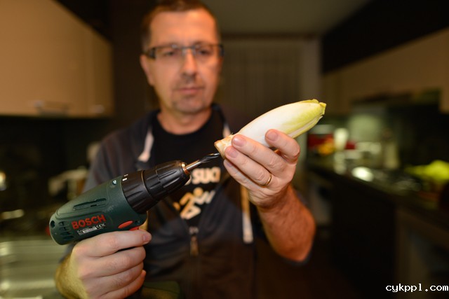 『创意摄影』Radu Zaciu：果蔬“灯泡”