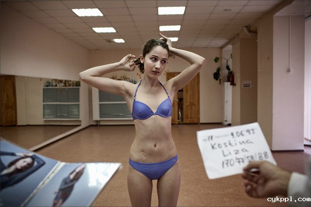 摄影师实拍世界超模生产地——西伯利亚