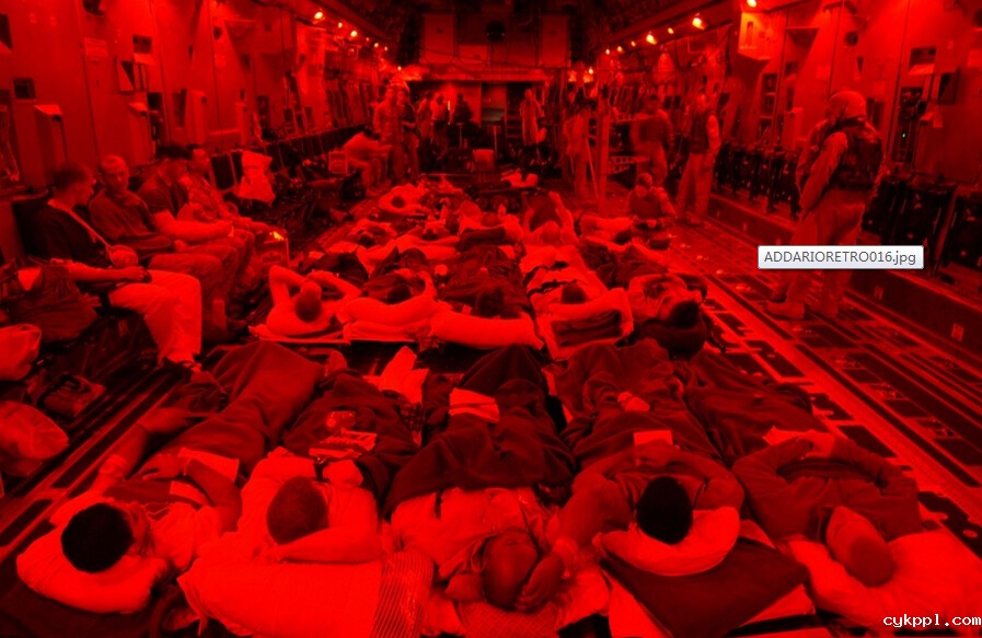 女战地摄影师Lynsey Addario作品