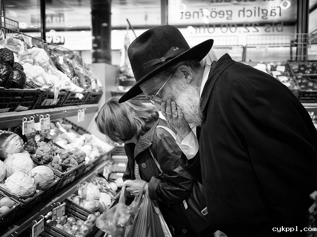 街头摄影师基本功　如何在街头隐形