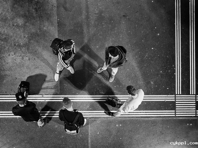 街头摄影师基本功　如何在街头隐形