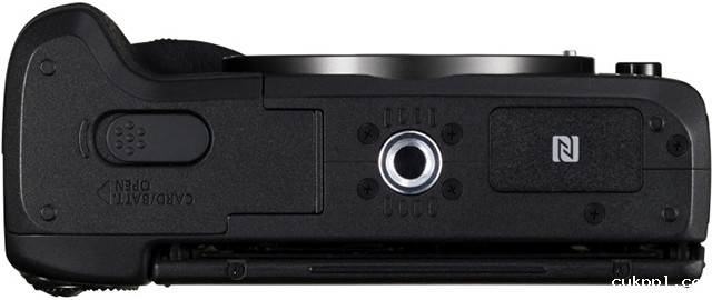 佳能推出第三代无反相机EOS M3