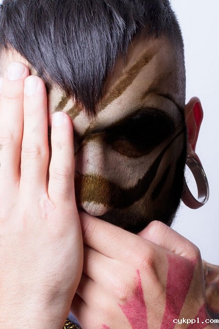 Devin Mitchell：野性的面目