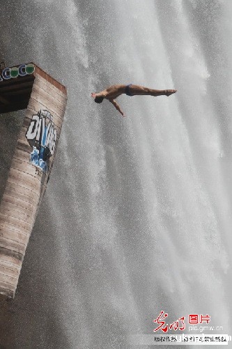 纪念红军长征胜利80周年全国主流媒体聚焦赤水