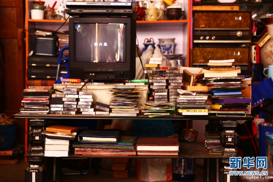 一脚踏进旧时光：在老四书屋淘到童年的百宝箱