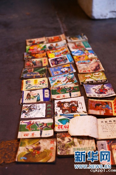 一脚踏进旧时光：在老四书屋淘到童年的百宝箱