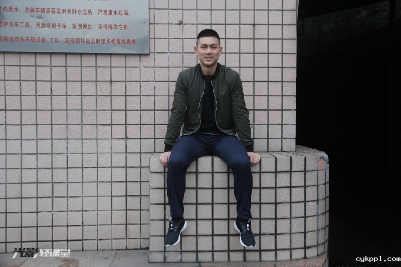 超简单!几步教你创意“小人国”照片拍摄制作方法