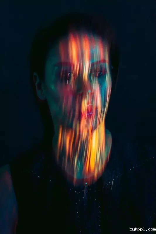 没有高端的造型灯效怎么办？不妨试试投影仪吧