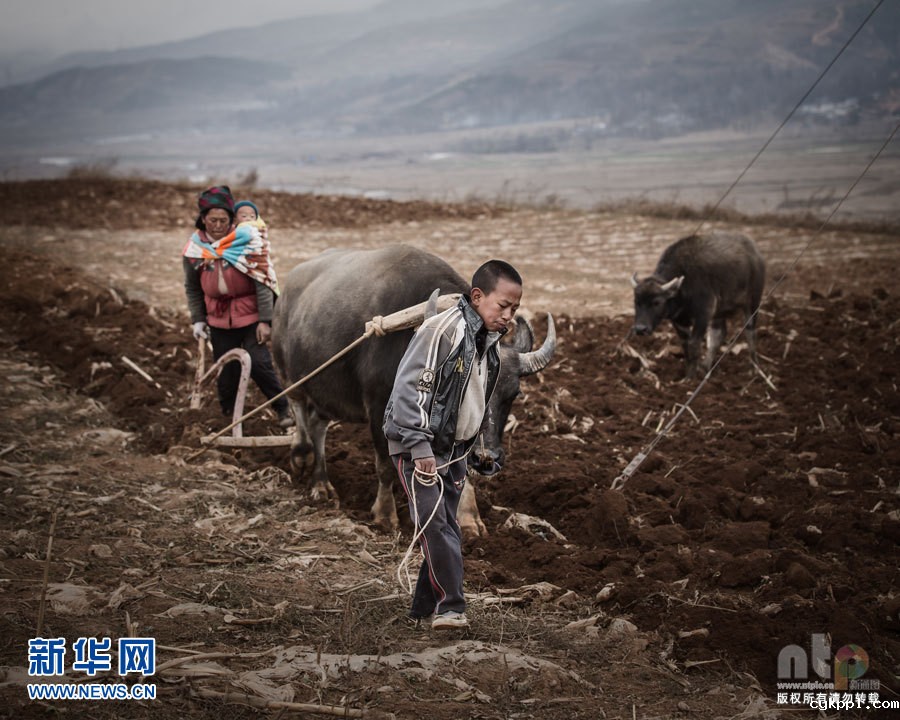 纪实摄影:大凉山里的孩子们