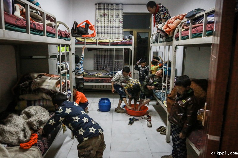 在高原点亮童年