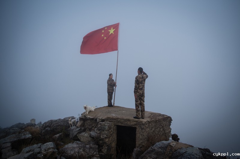 孤岛•夫妻•三十年