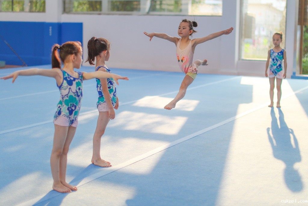 山里娃们的“体操梦”