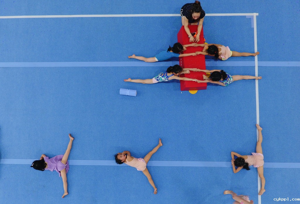 山里娃们的“体操梦”