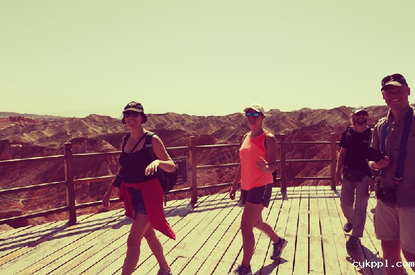 甘肃张掖:七彩丹霞美如画 甘肃张掖:七彩丹霞美如画