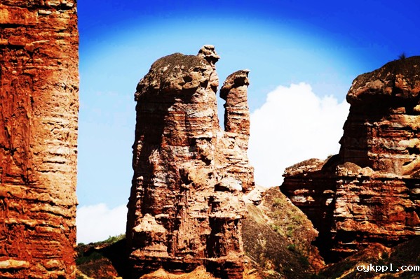 甘肃张掖：冰沟丹霞天造奇观 美冠天下