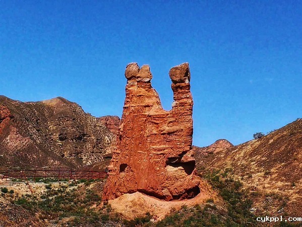 甘肃张掖：冰沟丹霞天造奇观 美冠天下
