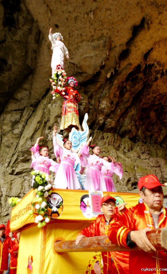 庆祝改革开放40周年 百家媒体聚焦兴文 新闻摄影采访活动启动 庆祝改革开放40周年 百家媒体聚焦兴文 新闻摄影采访活动启动