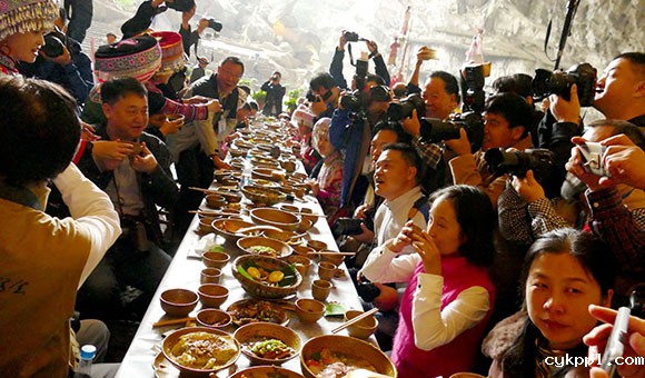 庆祝改革开放40周年 百家媒体聚焦兴文 新闻摄影采访活动启动 庆祝改革开放40周年 百家媒体聚焦兴文 新闻摄影采访活动启动