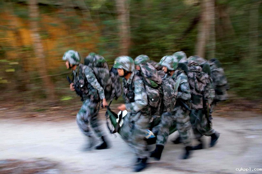 东瑁洲岛：坚守在海防前沿的“天涯哨兵”