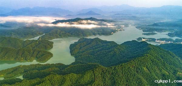 红土地上炼“四力” 长征起点悟初心