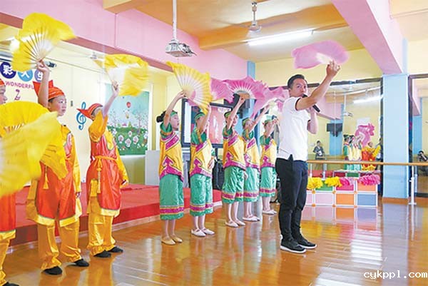 红土地上炼“四力” 长征起点悟初心